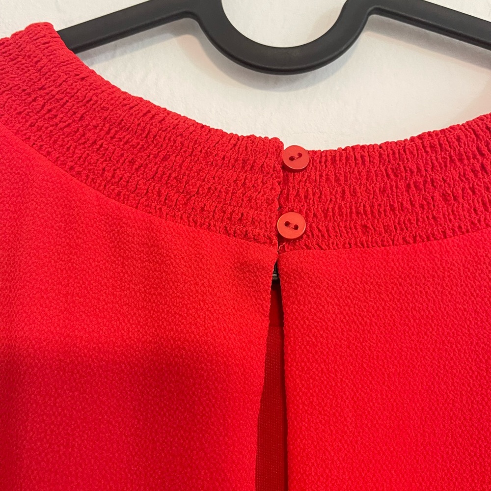 Pre-loved! ZARA BASIC COLLECTION Classic Red Dress woth Cold Shoulder! - Picture 2 of 5